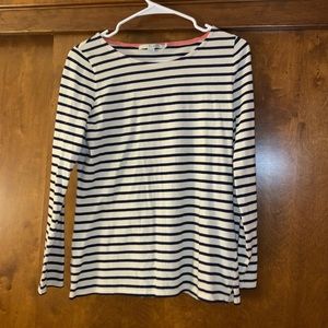 Boden long sleeve shirt.